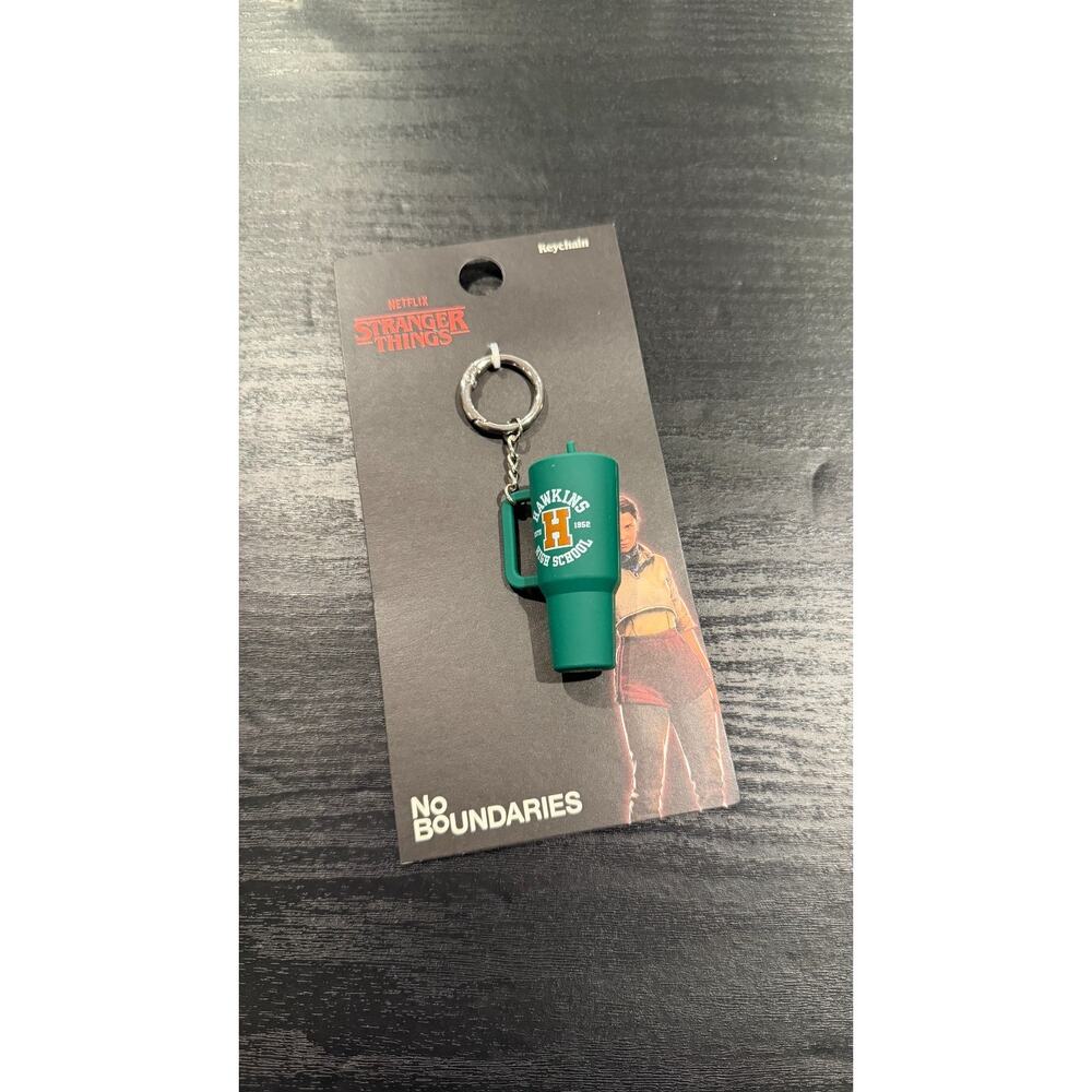 Netflix Stranger Things Hawkins High Mini Tumbler Keychain - Unisex NEW
